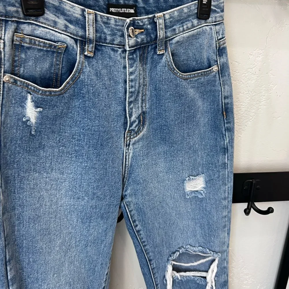 PRETTYLITTLETHING RIPPED LONG LEG STRAIGHT JEANS UK Size 10 US Size 6/28